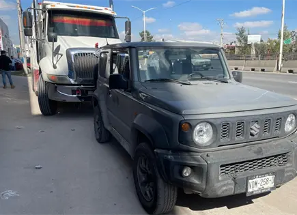 Choque m&uacute;ltiple en Circuito Potos&iacute;; no hay lesionados
