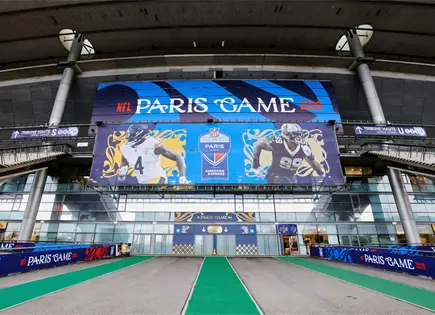 NFL instala campo h&iacute;brido en Stade de France para partido en Par&iacute;s