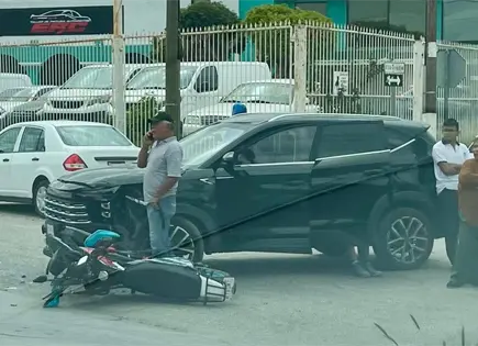 Embisten a un motociclista en Villa Alborada Embisten a un motociclista en Villa Alborada