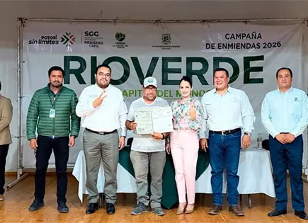 Entregan cientos de enmiendas regularizadas