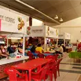 Locatarios someten a  falsificador de billetes
