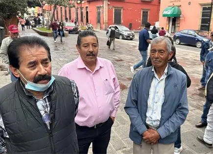 Reclaman jubilados pagos atrasados a gobierno estatal