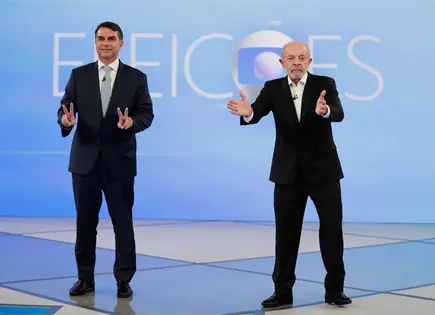 Lula da Silva y Fl&aacute;vio Bolsonaro debaten en TV Globo antes de segunda vuelta
