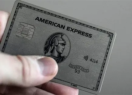 Suben ganancias de American Express Suben ganancias de American Express