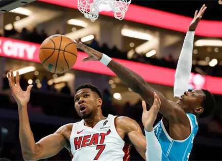 Brandon Miller guía victoria de Hornets sobre Miami Heat en Charlotte Brandon Miller guía victoria de Hornets sobre Miami Heat en Charlotte