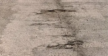 Atiende el Municipio m&aacute;s de 50 socavones