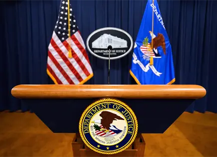 Jueces cuestionan demanda federal contra boletas en California