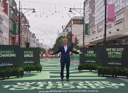 Londres cierra calle Oxford a vehículos para renovar zona comercial Londres cierra calle Oxford a vehículos para renovar zona comercial
