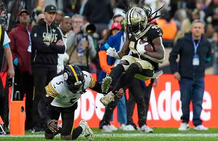 Steelers y Rodgers superan a Saints