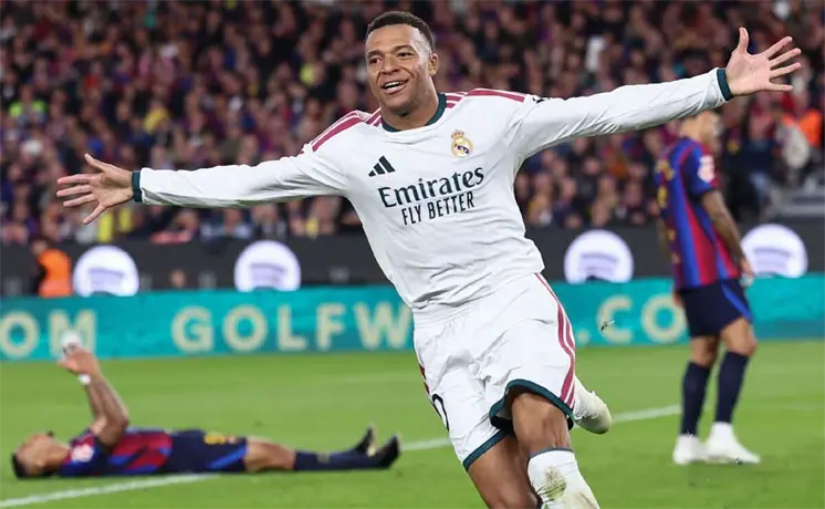 Mbappé firma doblete y le da el Clásico al Madrid Mbappé firma doblete y le da el Clásico al Madrid
