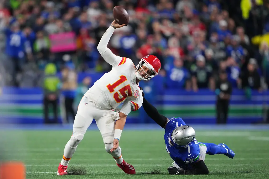 Pese a tambalearse, los Vikings quedan como el último equipio invicto de la NFL