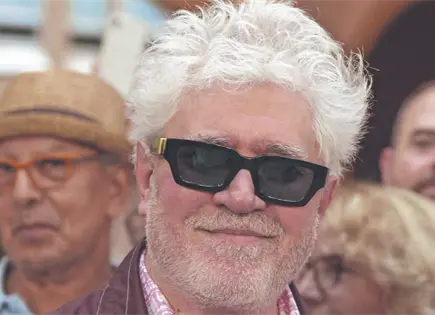 Almod&oacute;var lleva a un ladr&oacute;n de ideas a su primera novela