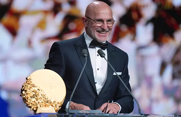 Luis de la Fuente conquista premio al mejor entrenador