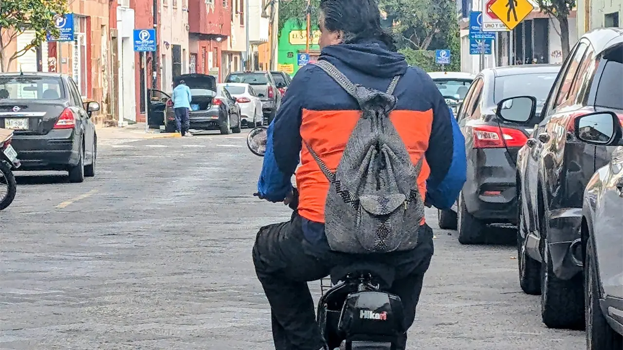 Avalan casco obligatorio para usar patines y bicicletas eléctricas