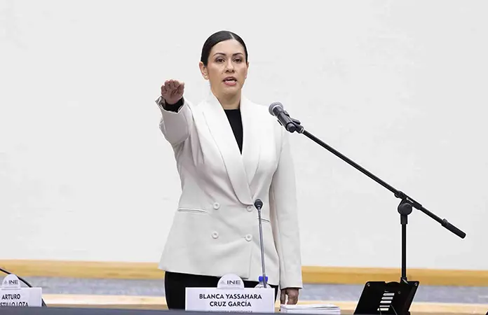 Blanca Cruz, presidenta interina del INE