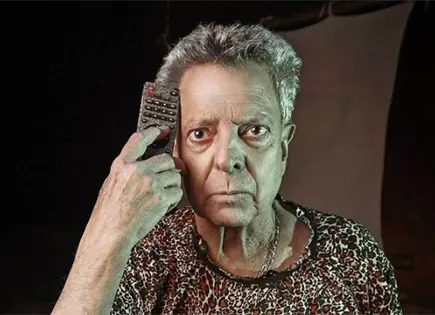 César Bono volverá al quirófano tras extirparle tumor César Bono volverá al quirófano tras extirparle tumor