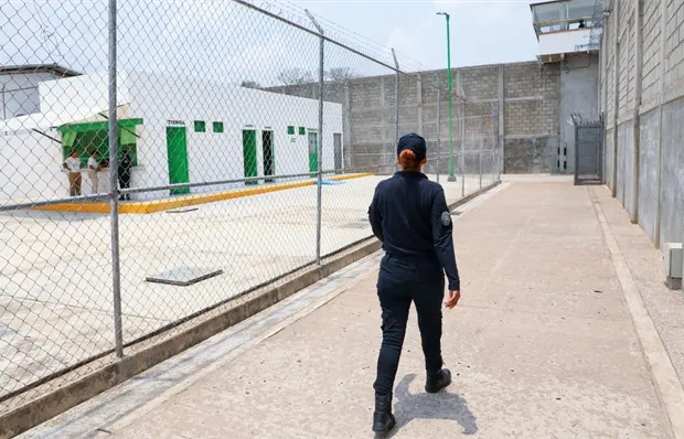 Defiende Jes&uacute;s Ju&aacute;rez mejoras en penal femenil de Tancanhuitz