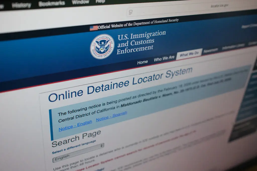 Demanda busca impedir que ICE oculte ubicación de detenidos