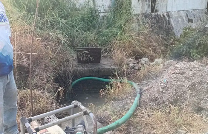 Denuncian el desperdicio de agua de tanque de Dapas