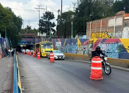 Intervienen parte baja de puente Othón; hay reducción de carriles Intervienen parte baja de puente Othón; hay reducción de carriles