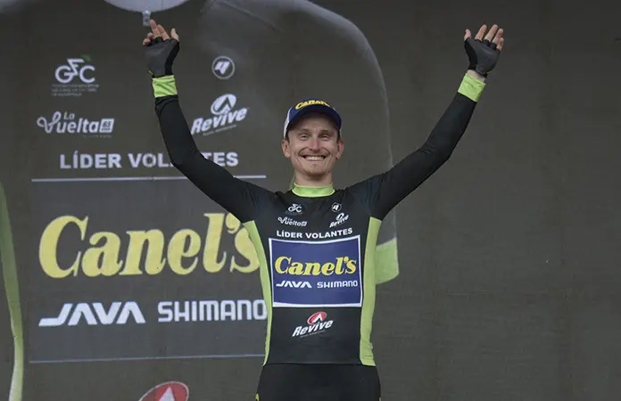 Owen Wright recupera liderato