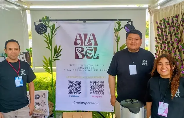 Reconocen a estudiantes de la UASLP por caf&eacute; huasteco