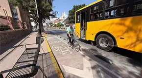 Colectivos y comerciantes traban plan de ciclovías: EGC Colectivos y comerciantes traban plan de ciclovías: EGC