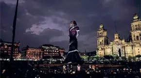 Catrina monumental en CDMX impone r&eacute;cord Guinness