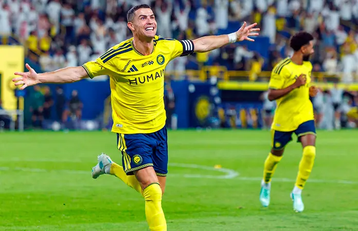CR7 se acerca a la barrera de los mil