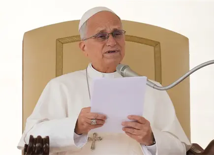 El reto m&aacute;s urgente de la carrera de la IA es un marco &eacute;tico institucional, afirma el papa