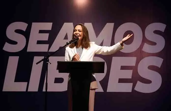 Machado ve transición “irreversible”