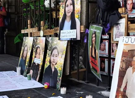 Erigen ofrenda con rostros de estudiantes de la UAEM asesinados