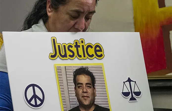 Acusan a agente del ICE de agresión a mexicano
